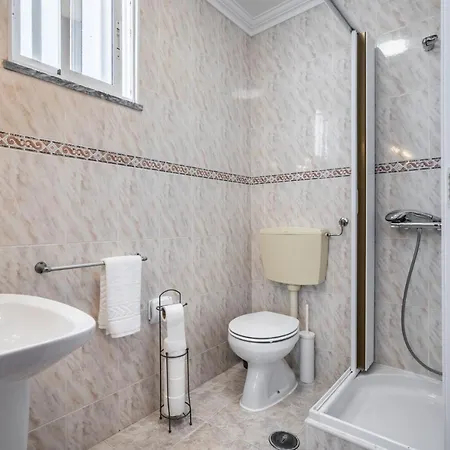 게스트하우스 Carepa -nazare, Steps From The 나자레