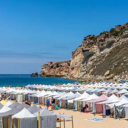 Гостевой дом Carepa -nazare, Steps From The 3*